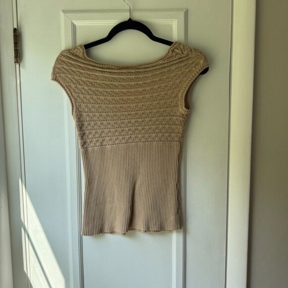 Brown Top - Picture 4 of 4